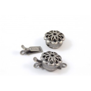 ROUND ANTIQUE MAT SILVER PLATED TAB LOCK CLASP